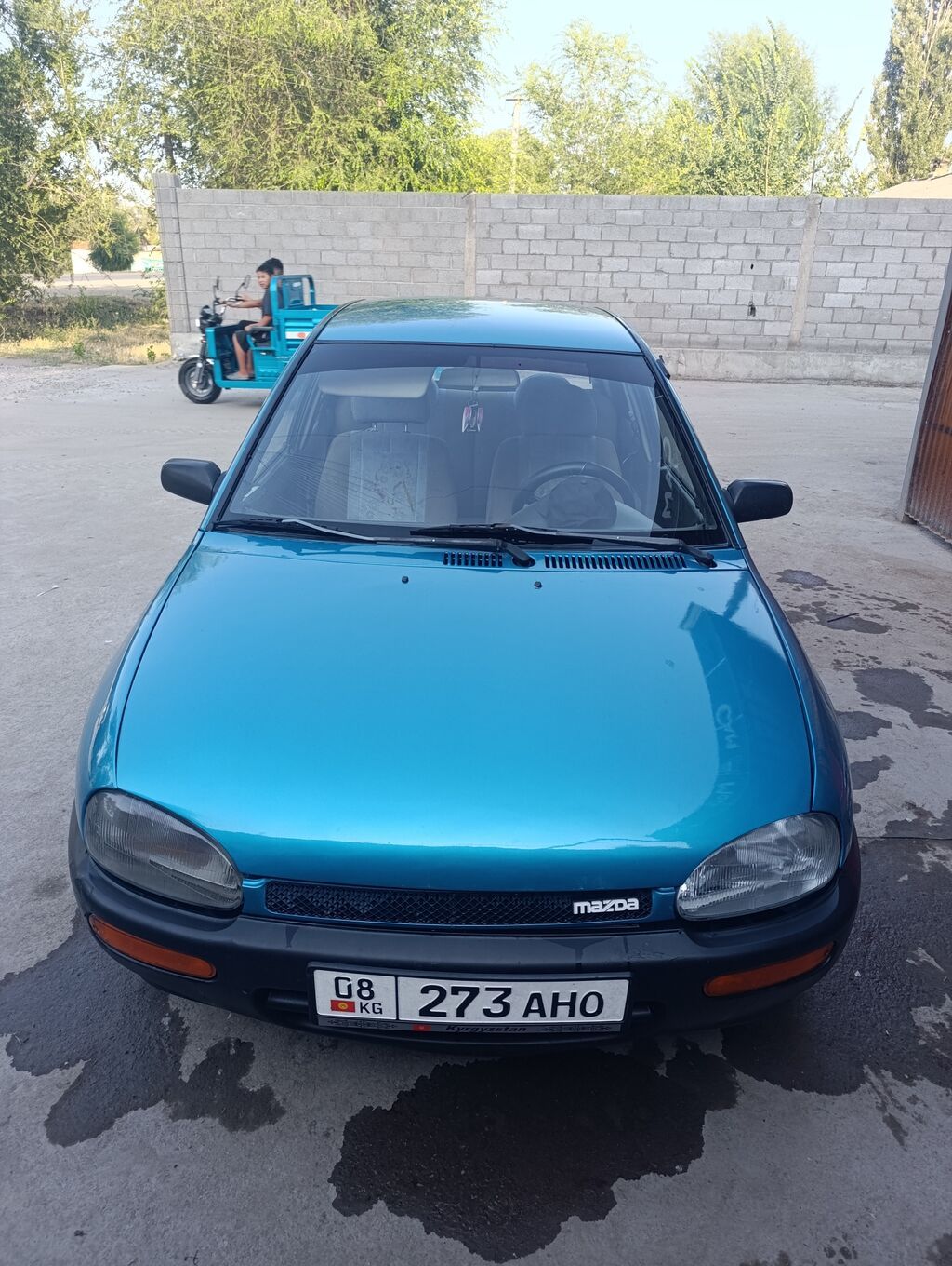 Mazda 121