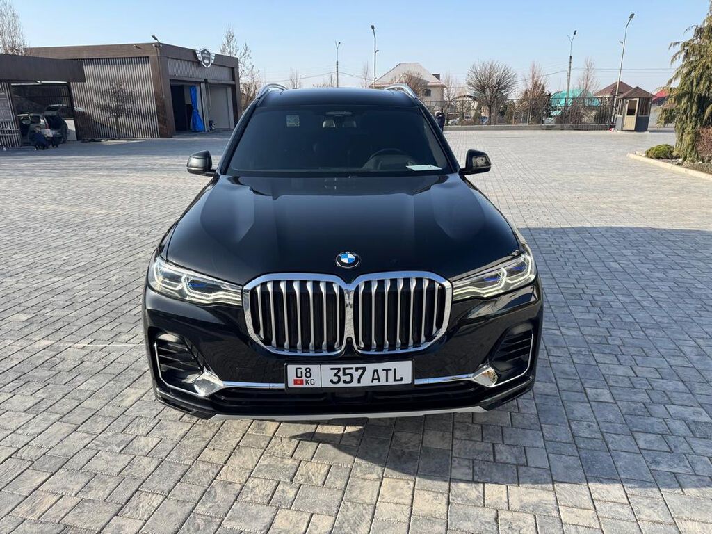 BMW X7