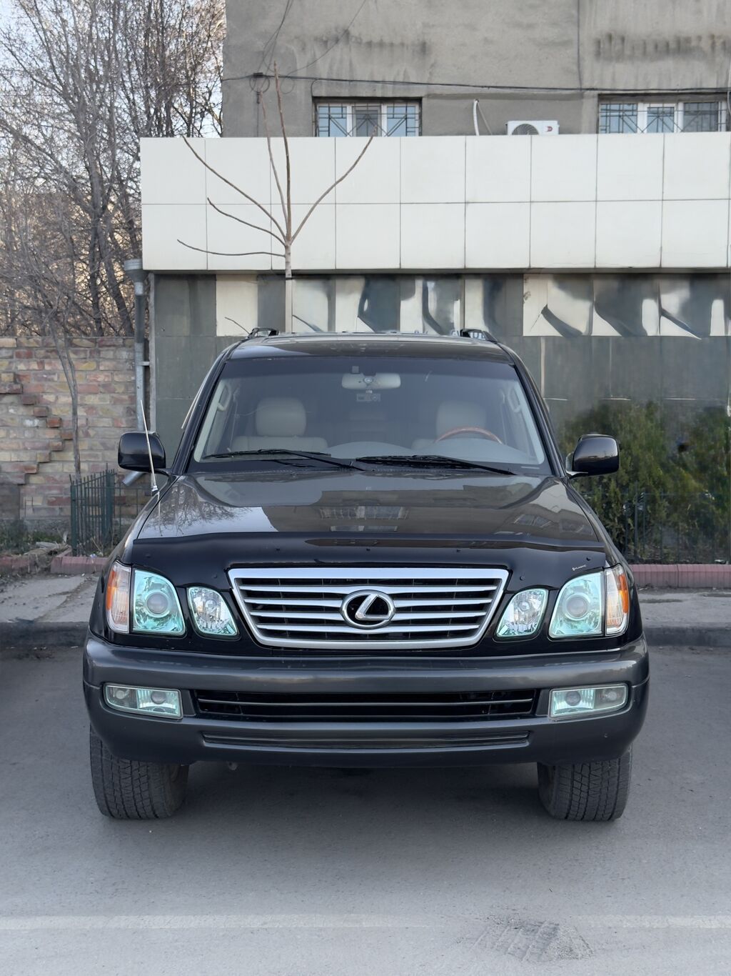 Lexus LX