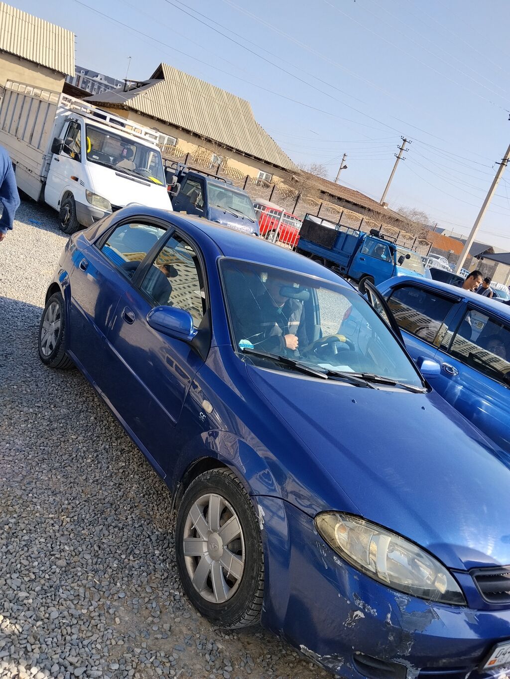 Chevrolet Lacetti, синий седан. Кузов