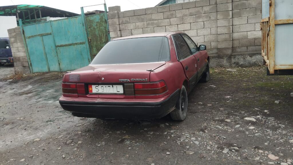 Toyota Carina