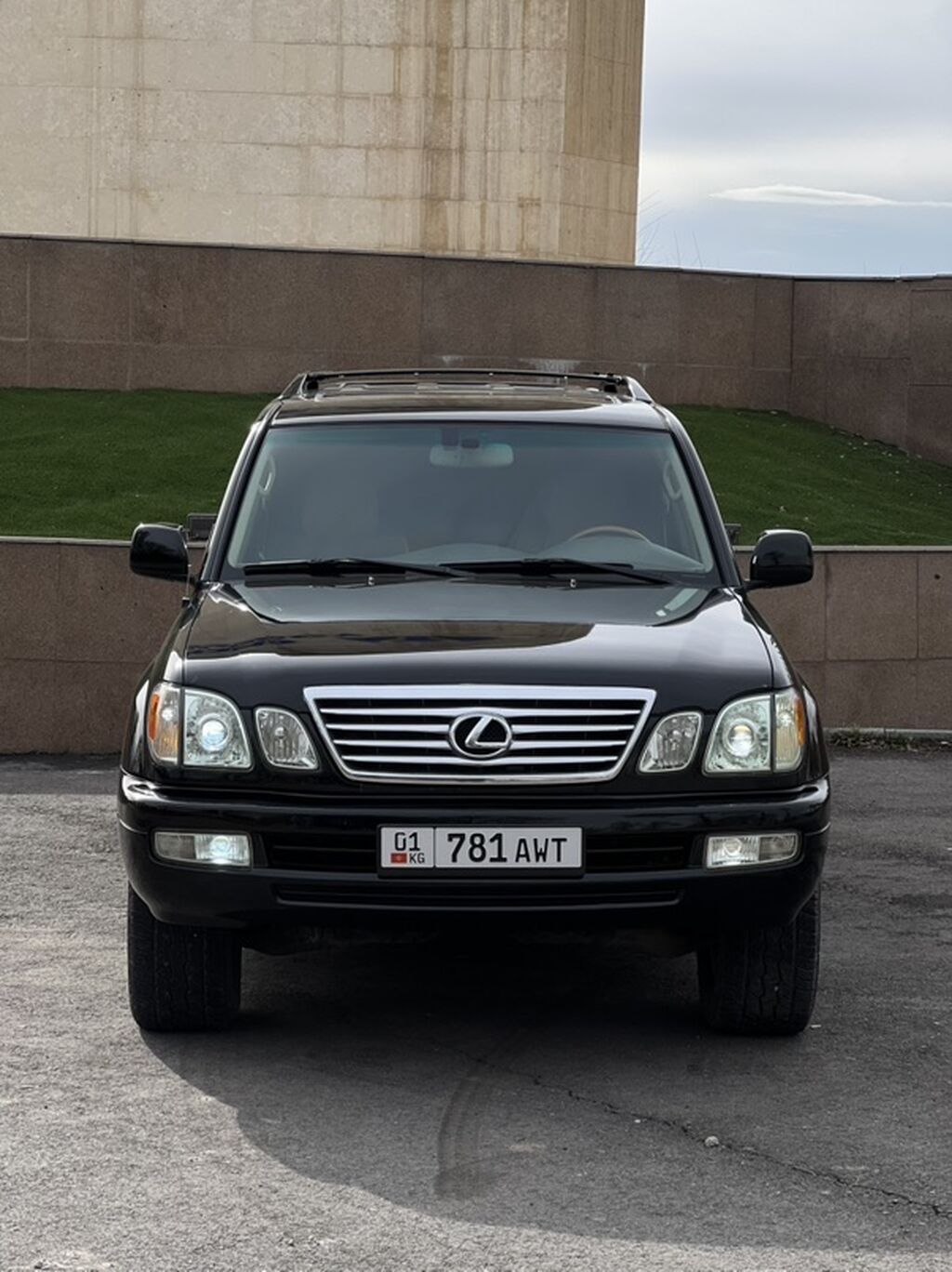 Lexus LX