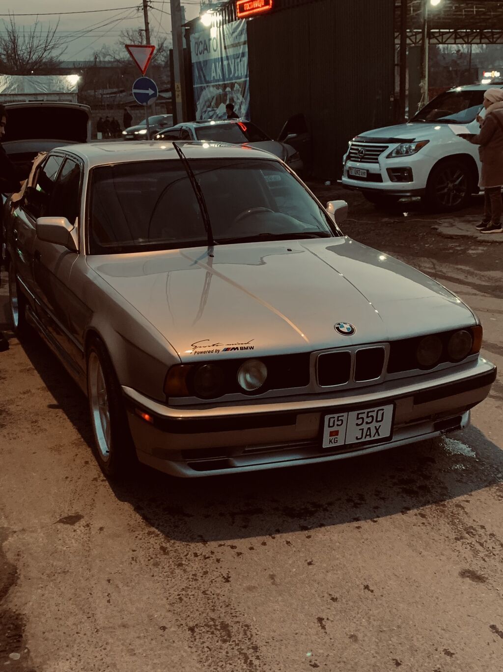BMW 525