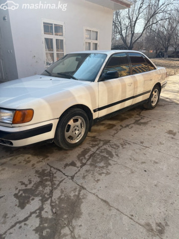 Audi 100
