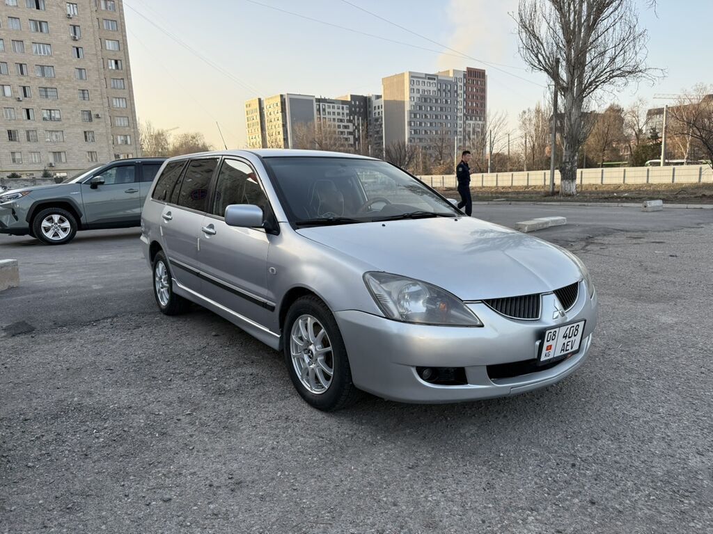 Mitsubishi Lancer