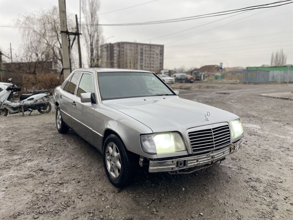 Mercedes-Benz W124